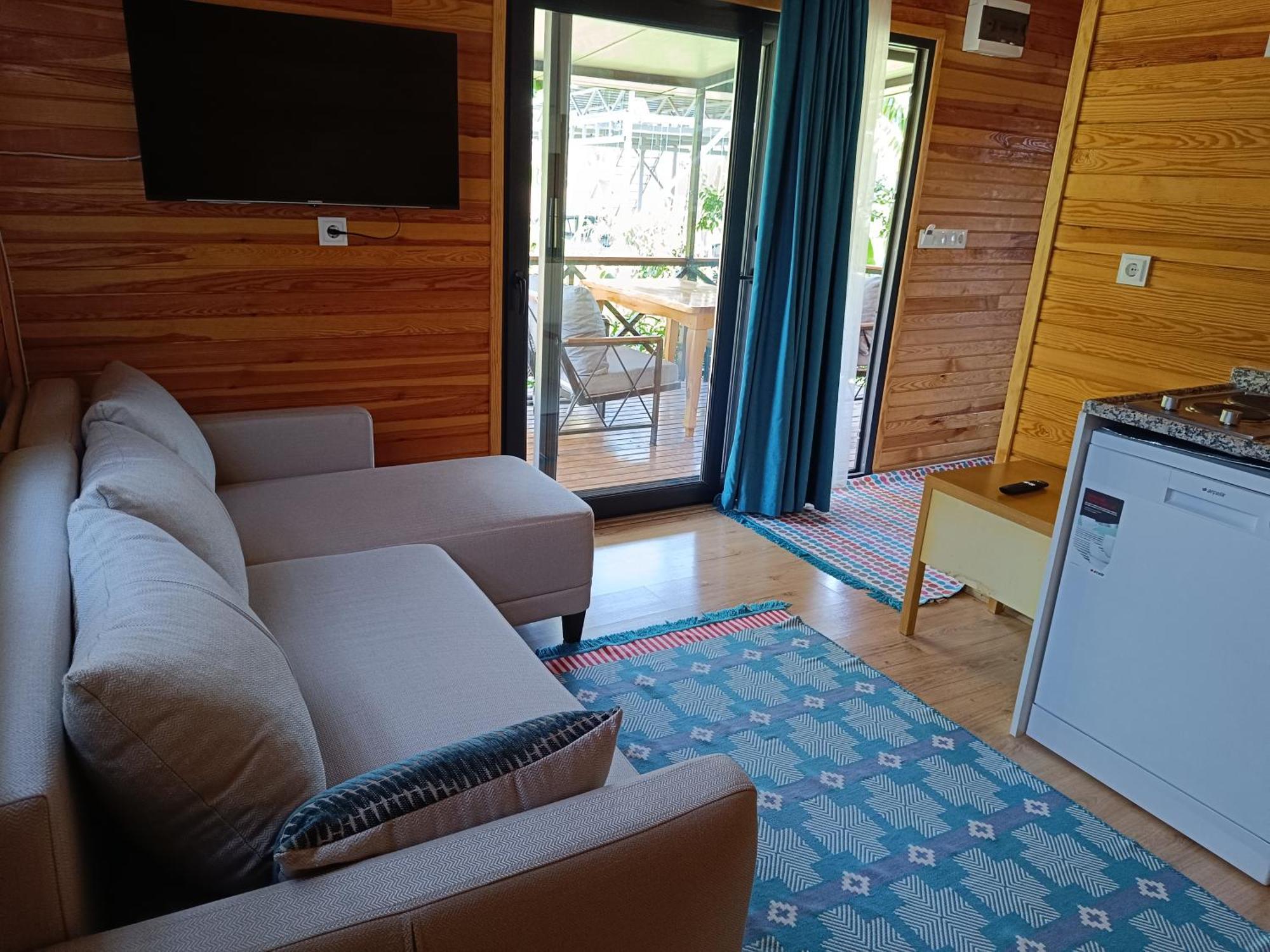 Arlin Bungalows 케메르 객실 사진